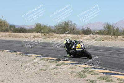 media/Oct-05-2025-CVMA (Sun) [[beeef4f201]]/Race 3-Amateur Supersport Middleweight/